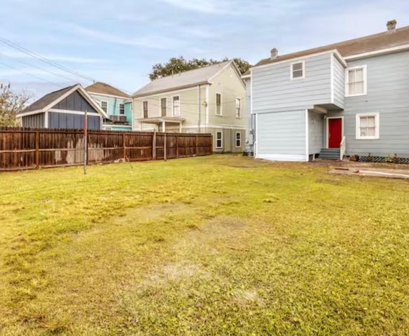 3112 Ursuline Street, Galveston, TX 77550