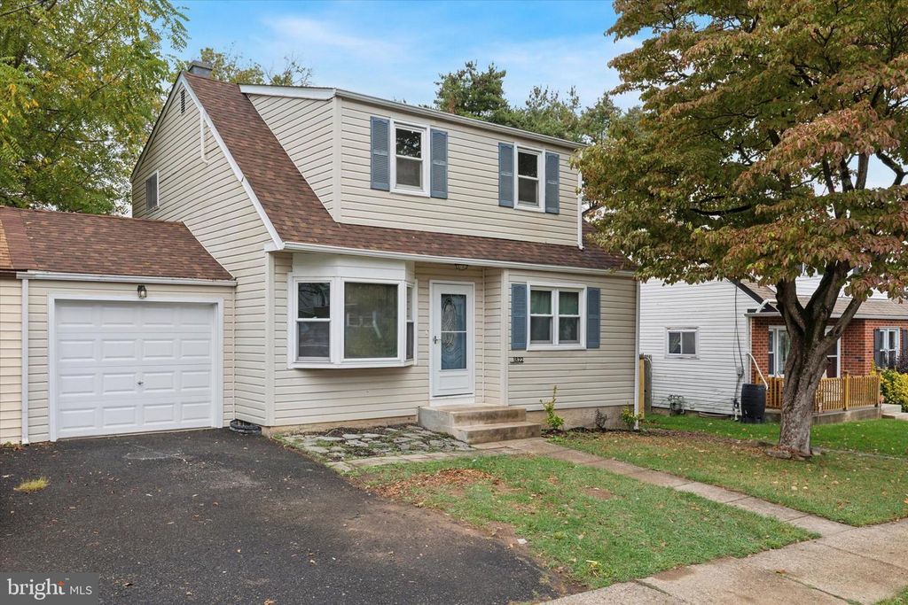 1822 OSBOURNE AVE, Willow Grove, PA 19090