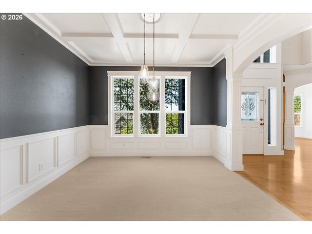 13658 Se SNOWFIRE Dr, Happy Valley, OR 97086