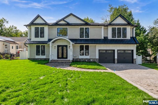 193 Homestead Road, Paramus, NJ 07652