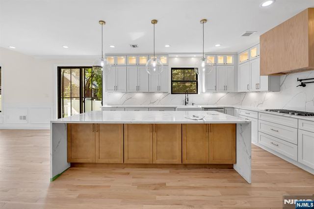193 Homestead Road, Paramus, NJ 07652