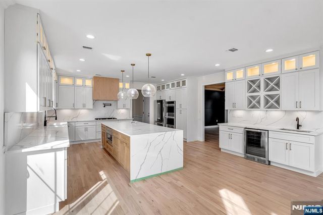 193 Homestead Road, Paramus, NJ 07652