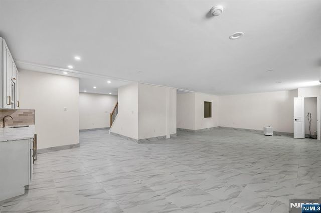 193 Homestead Road, Paramus, NJ 07652