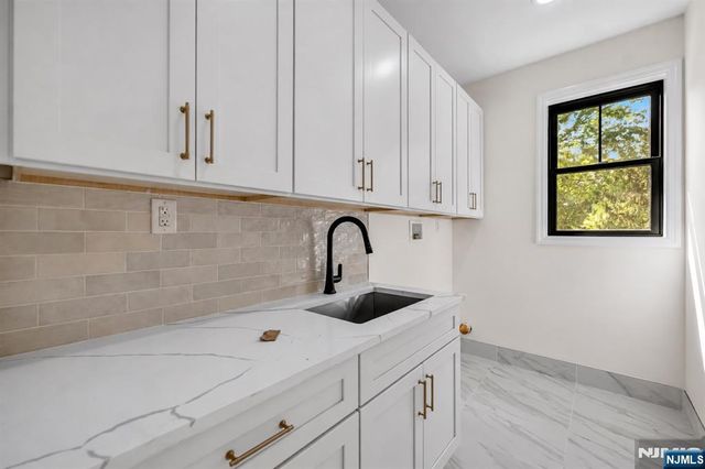 193 Homestead Road, Paramus, NJ 07652