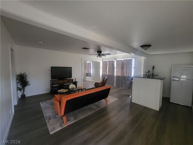 406 West Atlantic Avenue, Henderson, NV 89015