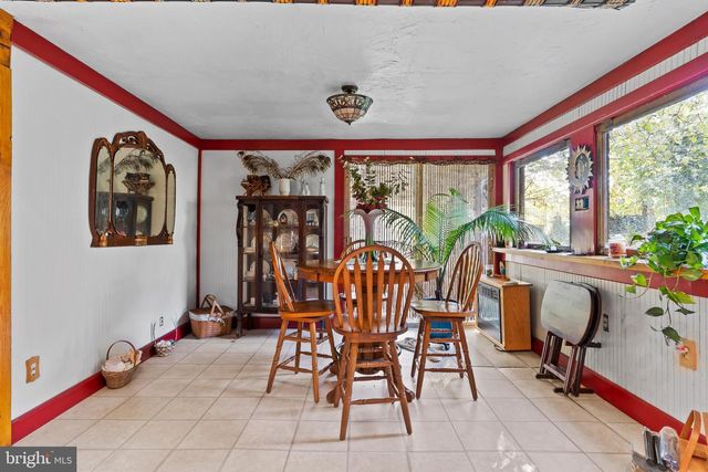 720 CONODOGUINET AVENUE, Carlisle, PA 17015