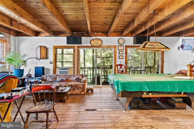 720 CONODOGUINET AVENUE, Carlisle, PA 17015