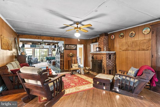 720 CONODOGUINET AVENUE, Carlisle, PA 17015