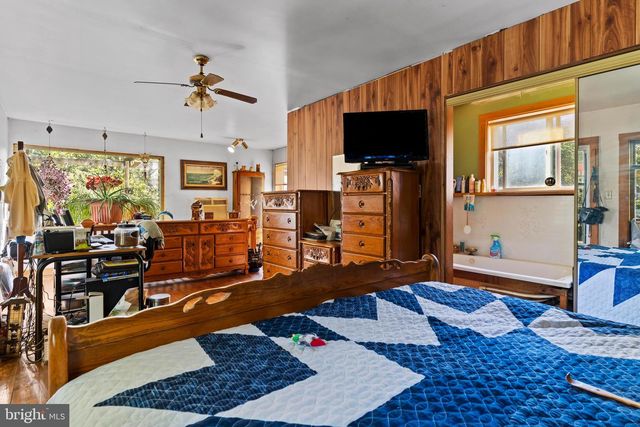 720 CONODOGUINET AVENUE, Carlisle, PA 17015