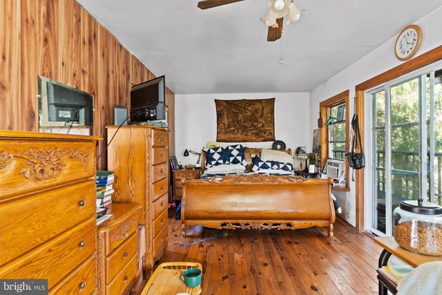 720 CONODOGUINET AVENUE, Carlisle, PA 17015