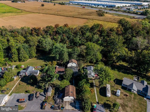 720 CONODOGUINET AVENUE, Carlisle, PA 17015