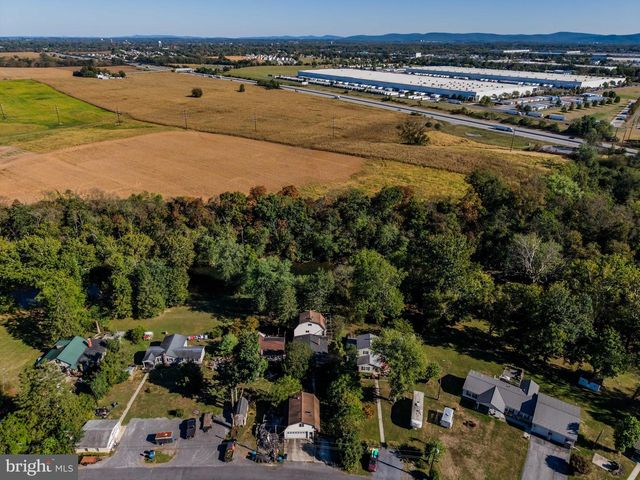 720 CONODOGUINET AVENUE, Carlisle, PA 17015