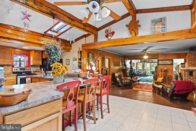 720 CONODOGUINET AVENUE, Carlisle, PA 17015