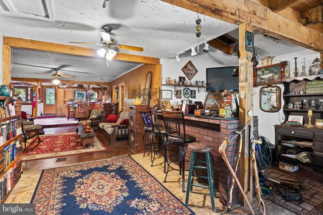 720 CONODOGUINET AVENUE, Carlisle, PA 17015