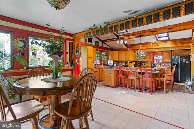 720 CONODOGUINET AVENUE, Carlisle, PA 17015