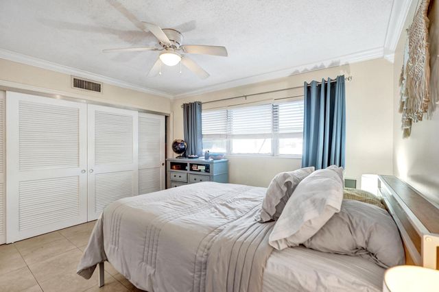 5201 NE 24 A-203, Fort Lauderdale, FL 33308