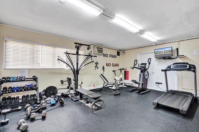 5201 NE 24 A-203, Fort Lauderdale, FL 33308