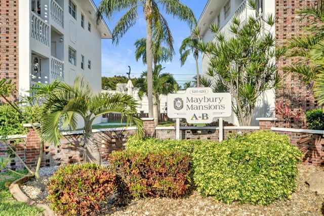 5201 NE 24 A-203, Fort Lauderdale, FL 33308