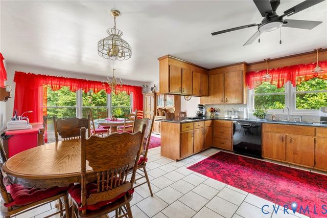 4512 Forrestal Rd, Chester, VA 23831