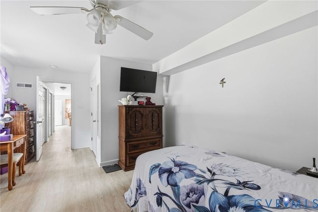 4512 Forrestal Rd, Chester, VA 23831