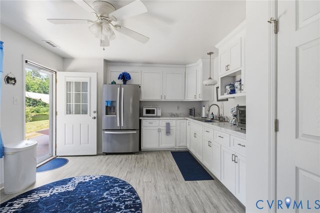 4512 Forrestal Rd, Chester, VA 23831