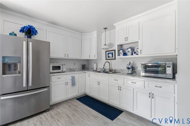 4512 Forrestal Rd, Chester, VA 23831
