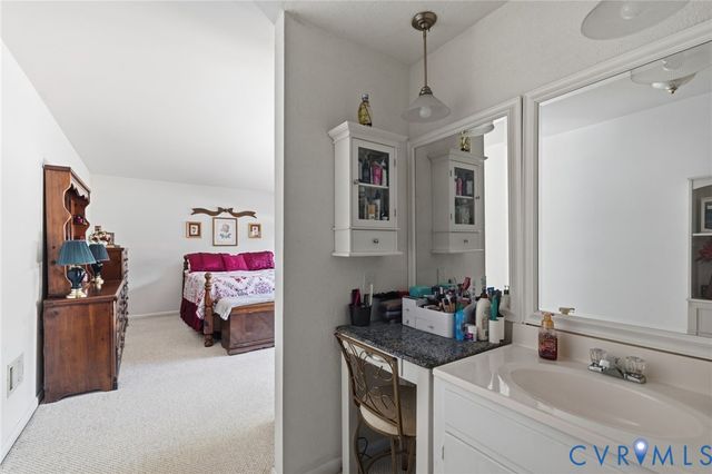 4512 Forrestal Rd, Chester, VA 23831