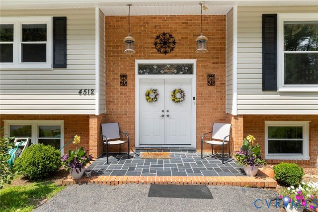 4512 Forrestal Rd, Chester, VA 23831