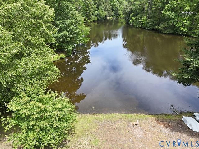 4512 Forrestal Rd, Chester, VA 23831