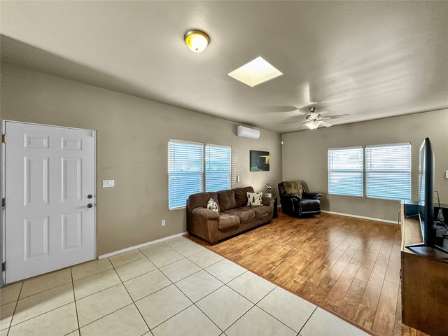 52 La Pradera, Santa Fe, NM 87508