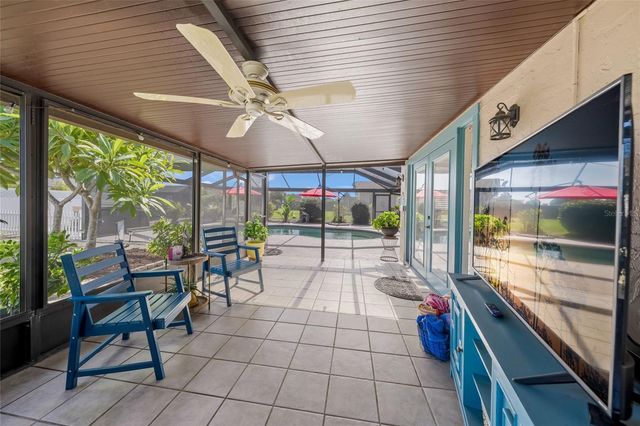 911 SOUTHERN PINE LANE, Sarasota, FL 34243