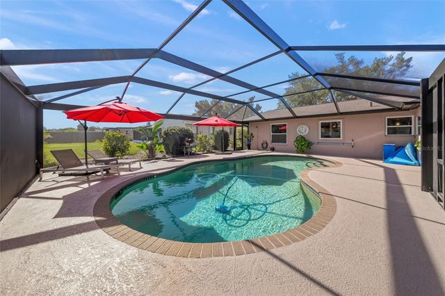 911 SOUTHERN PINE LANE, Sarasota, FL 34243