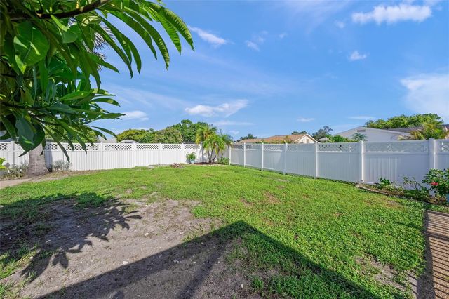911 SOUTHERN PINE LANE, Sarasota, FL 34243