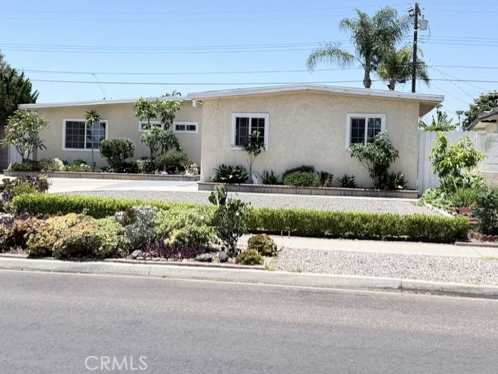 8407 Locust, Buena Park, CA 90620