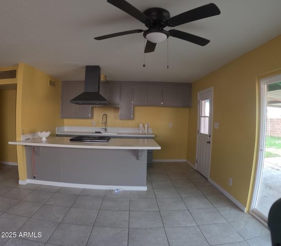 3632 W MCLELLAN Boulevard W, Phoenix, AZ 85019