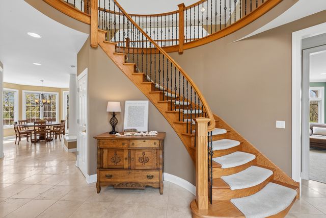 2719 Crystal Way, Prairie Grove, IL 60012