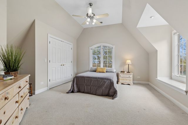 2719 Crystal Way, Prairie Grove, IL 60012