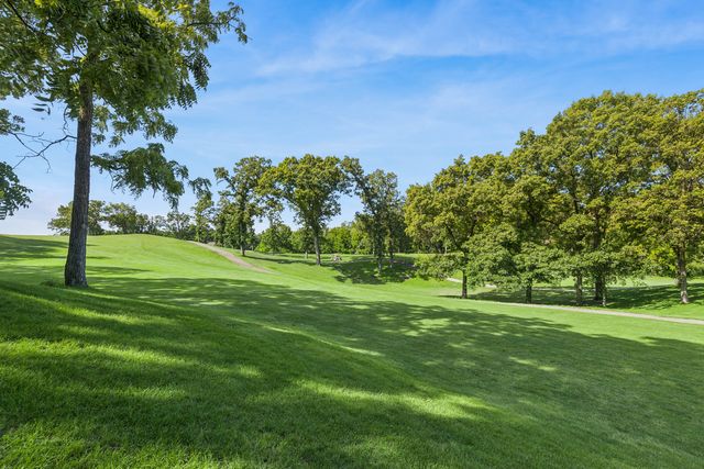 2719 Crystal Way, Prairie Grove, IL 60012