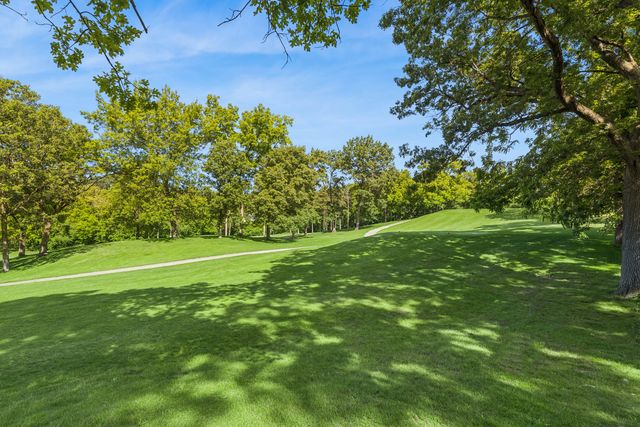 2719 Crystal Way, Prairie Grove, IL 60012