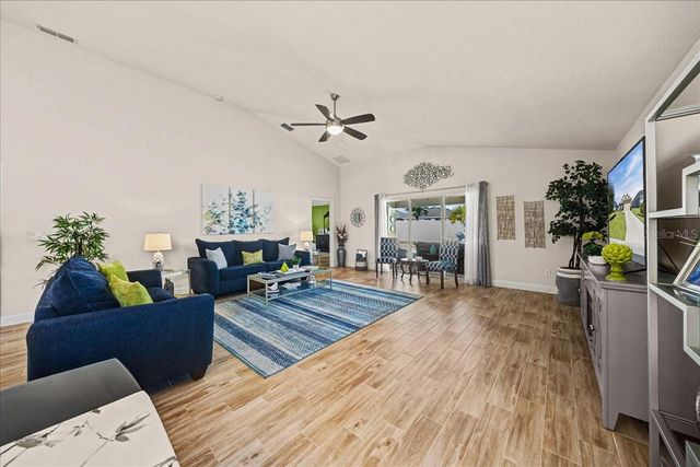 4977 SW 90TH PLACE, Ocala, FL 34476