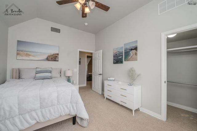 5614 ROSS CREEK LANE, Wichita Falls, TX 76310