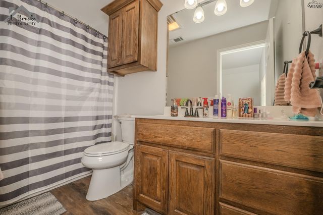 5614 ROSS CREEK LANE, Wichita Falls, TX 76310