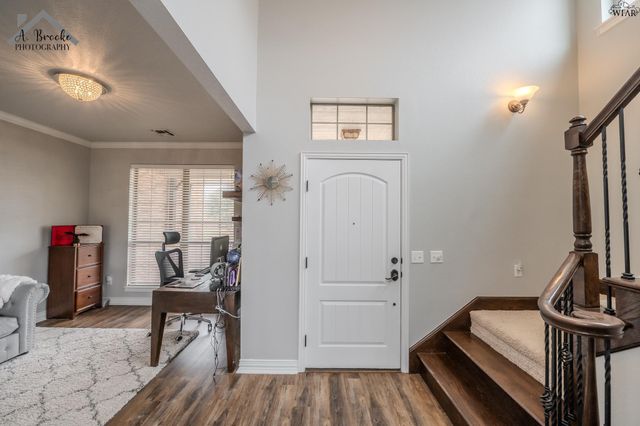 5614 ROSS CREEK LANE, Wichita Falls, TX 76310