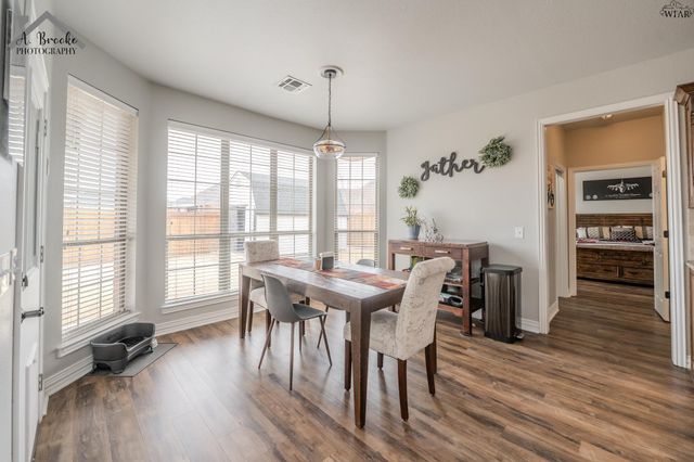 5614 ROSS CREEK LANE, Wichita Falls, TX 76310