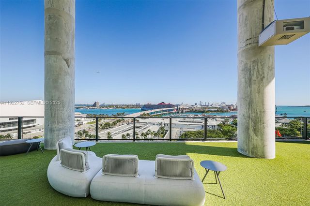 398 NE 5th St 2319, Miami, FL 33132