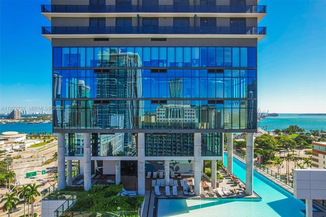 398 NE 5th St 2319, Miami, FL 33132