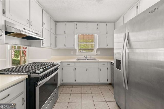 170 Pine Tree Lane, Mcdonough, GA 30252