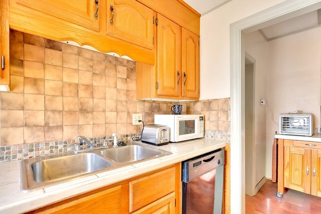 14 Tyler Street, Methuen, MA 01844