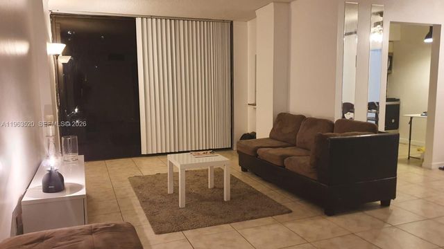 17021 N Bay Rd 316, Sunny Isles Beach, FL 33160