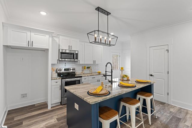 356 W Caroline Street, Greenville, SC 29611